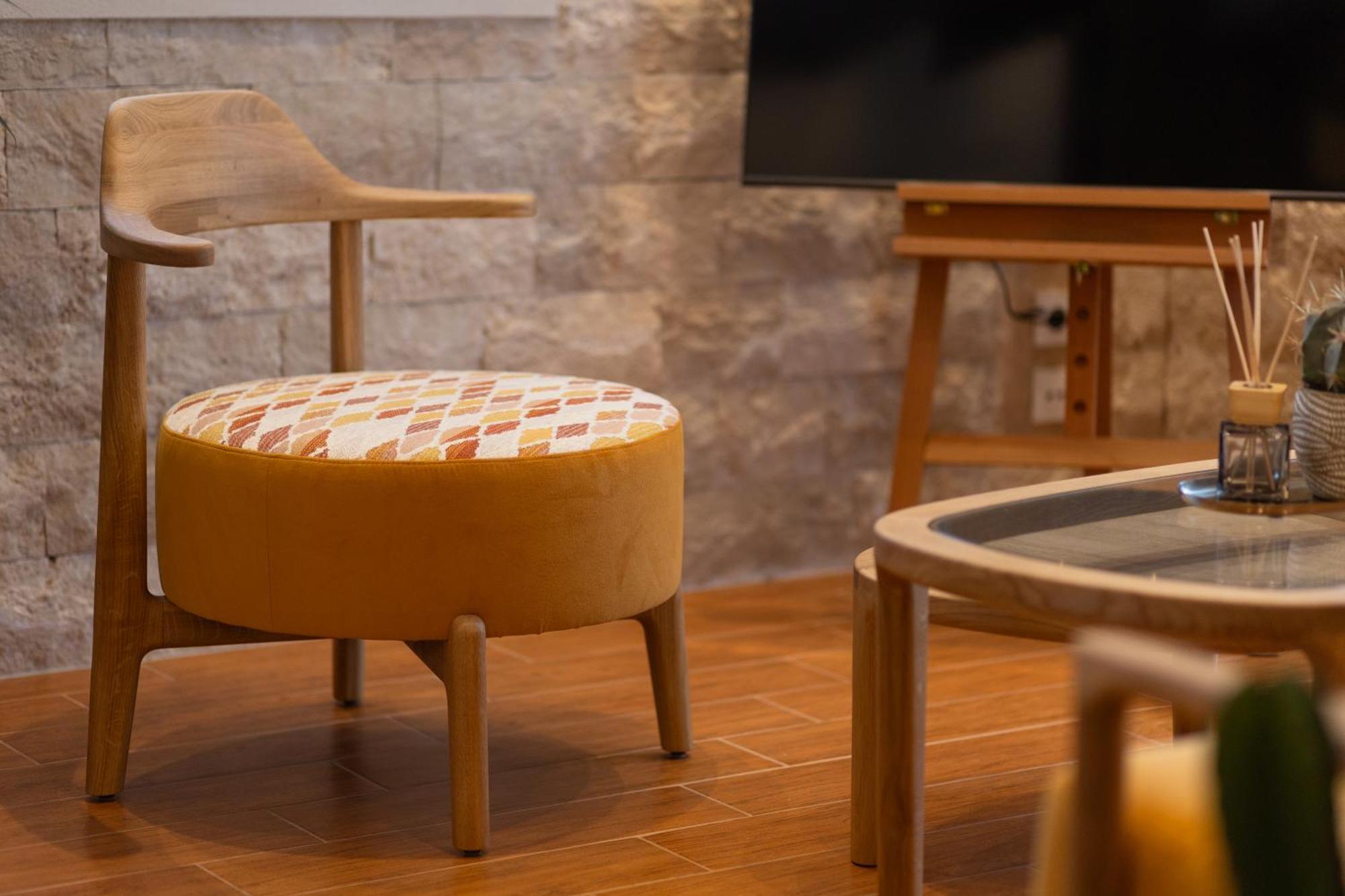 42° North Apartments ティヴァト エクステリア 写真