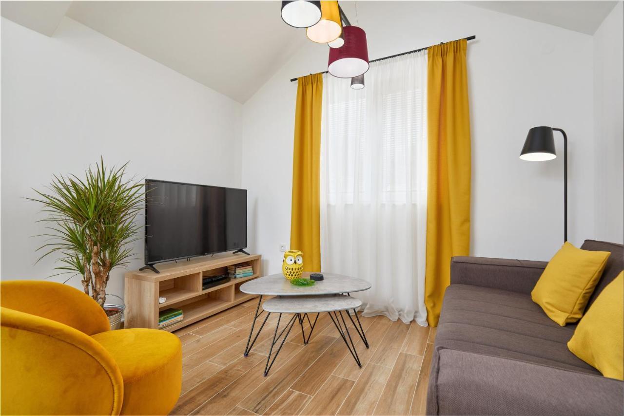 42° North Apartments ティヴァト エクステリア 写真
